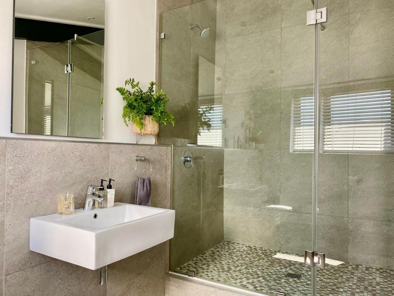 Hermanus Waterfront Apartment Chambre photo